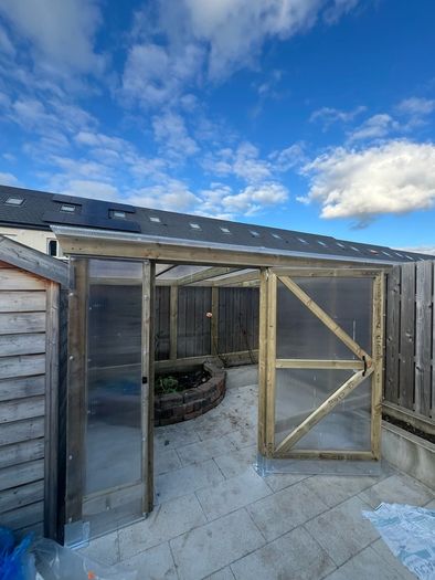 Custom build greenhouses