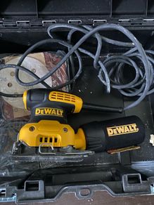 DeWalt  Electric Palm sander