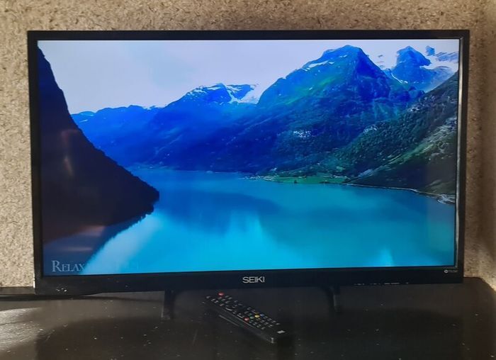 Seiki 32-inch Smart LED TV Model: SE32HD01UK