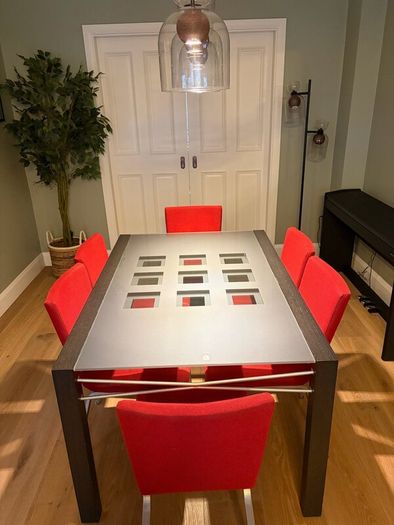 Kitchen Table and Chairs