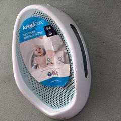 Angel baby bath support