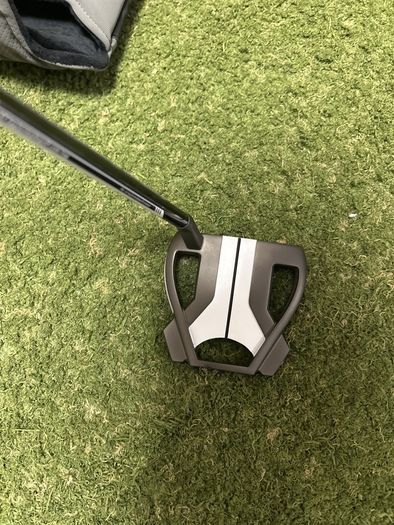 Like new Taylormade Spider putter