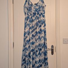 Gorgeous floral chiffon midi dress from Vero Moda