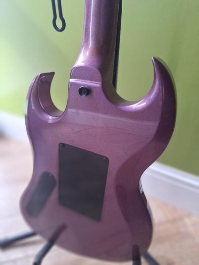 Vintage - Metal Axxe Razer