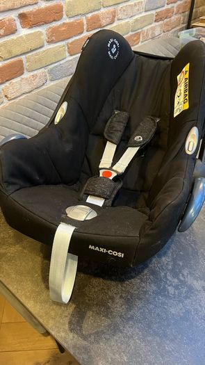 Maxi Cosi infant seat