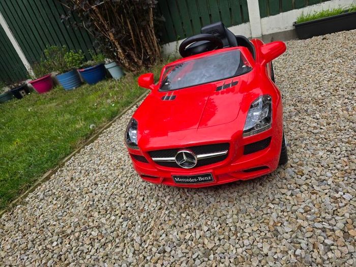 6V Mercedes Benz Sls Ride-On Car