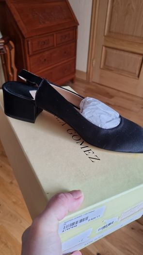 New Andrea Gomes Shoes , Satin Black, Eu 39 (goes one size smaller)