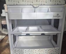 Babylo bath and changing table