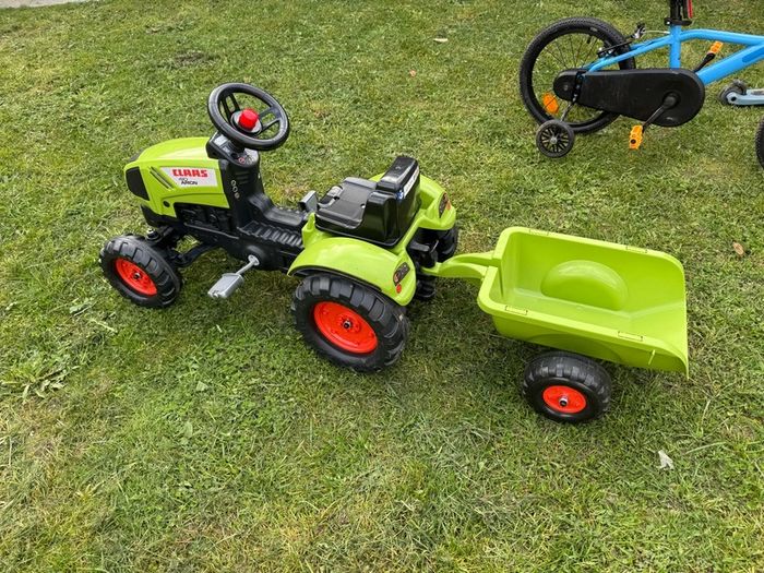 Garden Ride on Tractor and trailer Claas made in France