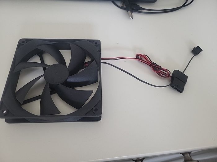 3 speed Case Fan