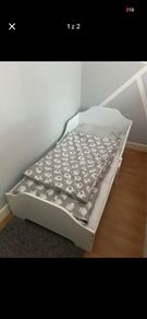 Toddler bed