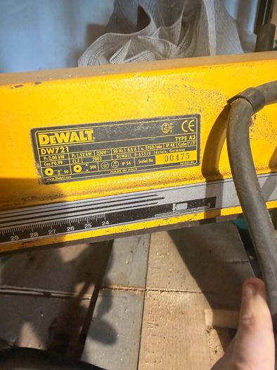 Radial arm saw