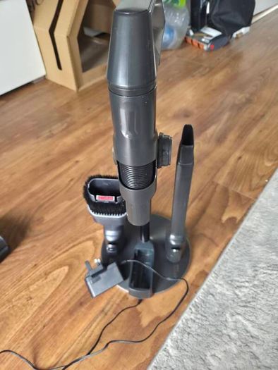 Samsung charger dock and accessories