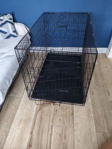 Dog crate