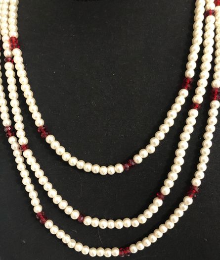 pearl necklace