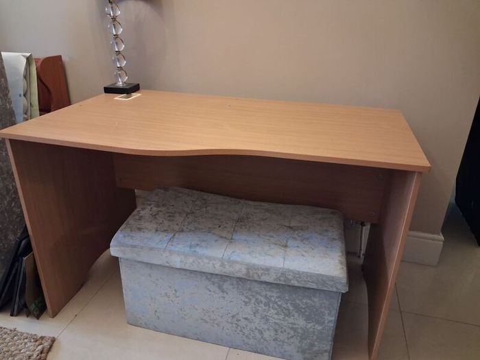 Free Desk