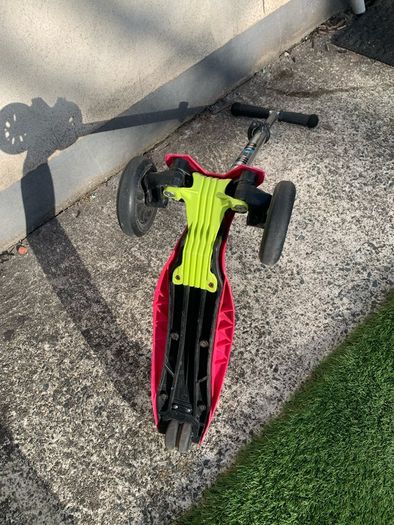Micro scooter