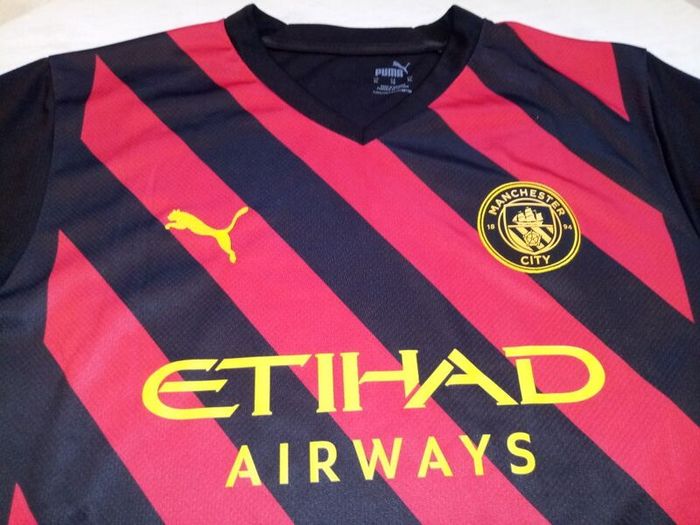 2022/23 Manchester City Puma Away Jersey Size XL Adults