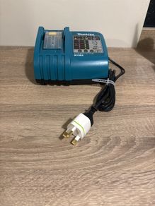 makita battery charger