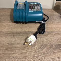 makita battery charger