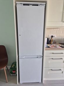 Integrated fridge freezer