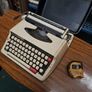 Vintage Typewriter Image 4