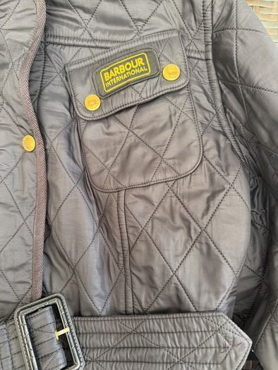 ladies barbour jacket international Black