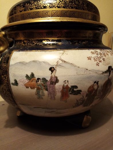 Antique Rare Chinese Jardinire