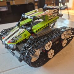 Lego Technic Track Buggy.