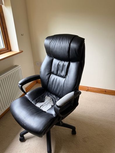 Desk & Chair