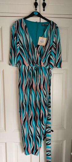 BNWT Girl In Mind Dress