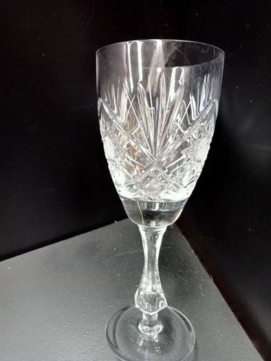 high quality similar to Waterford 24% lead crystal wine glasses