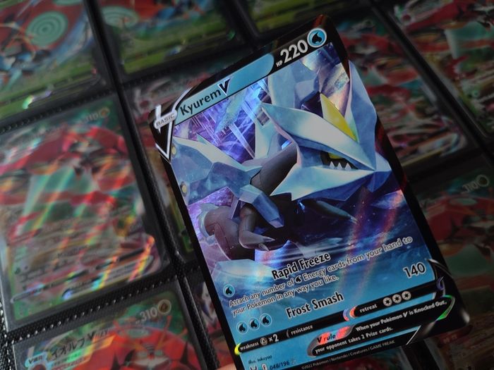 Kyurem V ! Ultra Rare ! from Lost Origin Set ! 2022 ! Pokemon Card !