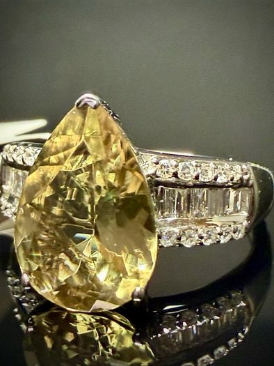 Diamond 950 Platinum AAA Turkizite & Diamond Statement Ring