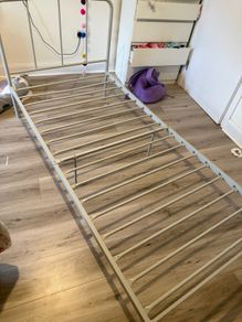 single bed