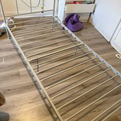 single bed