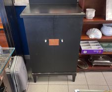 Drinks cabinet