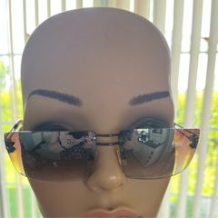 Jones New York sun glasses
