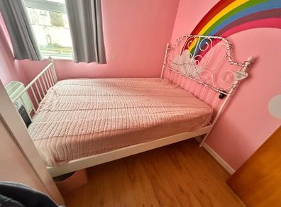 Double bed