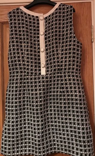 Savida monochrome dress with button back 16-18