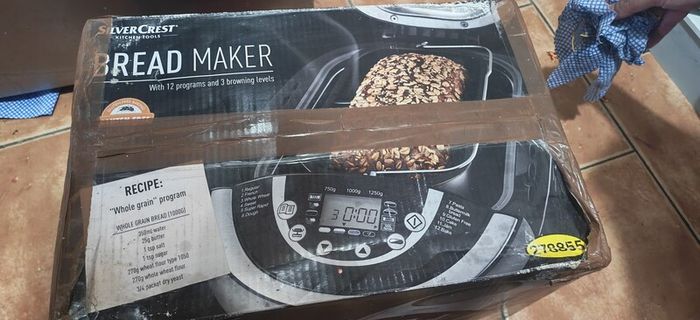 Brand New Silvercast Bread Maker