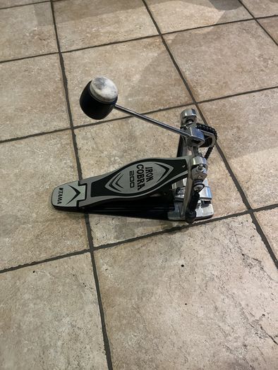 Iron Cobra Single pedal