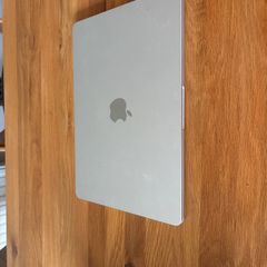 Macbook Air M2, 16gb, 256gb