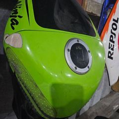 Kawasaki 600 tank