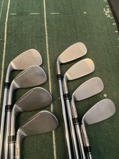 TaylorMade Stealth Golf Set