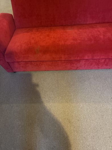 Red bed settee