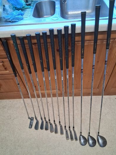 Mens Golf Clubs. Set Of Left Handed Golf Clubs. Collect In Dublin Or Receive Via Post.