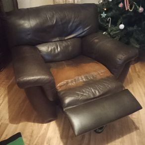leather armchair recliner