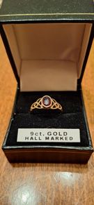 NEW 9ct Gold and Garnet Ring