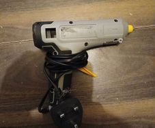 hot glue gun